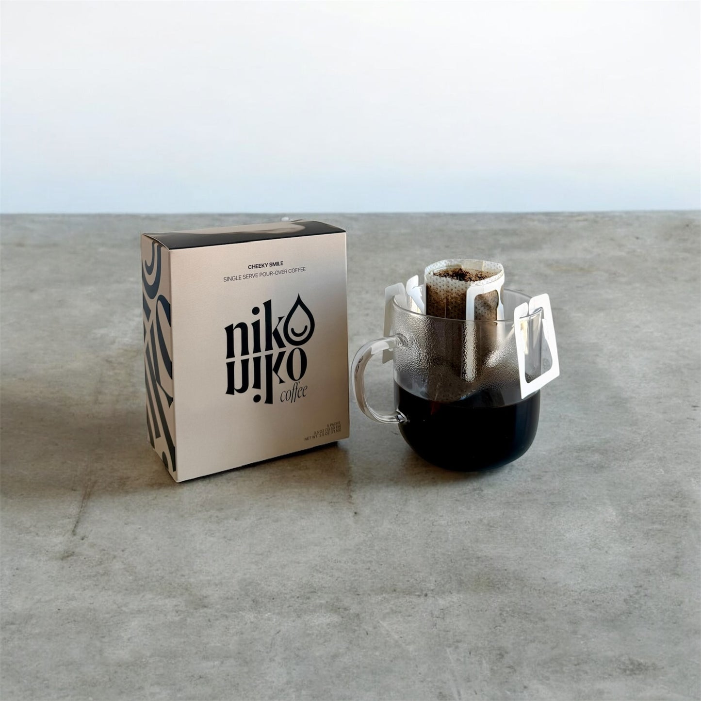 CHEEKY SMILE | SINGLE SERVE POUR-OVER COFFEE